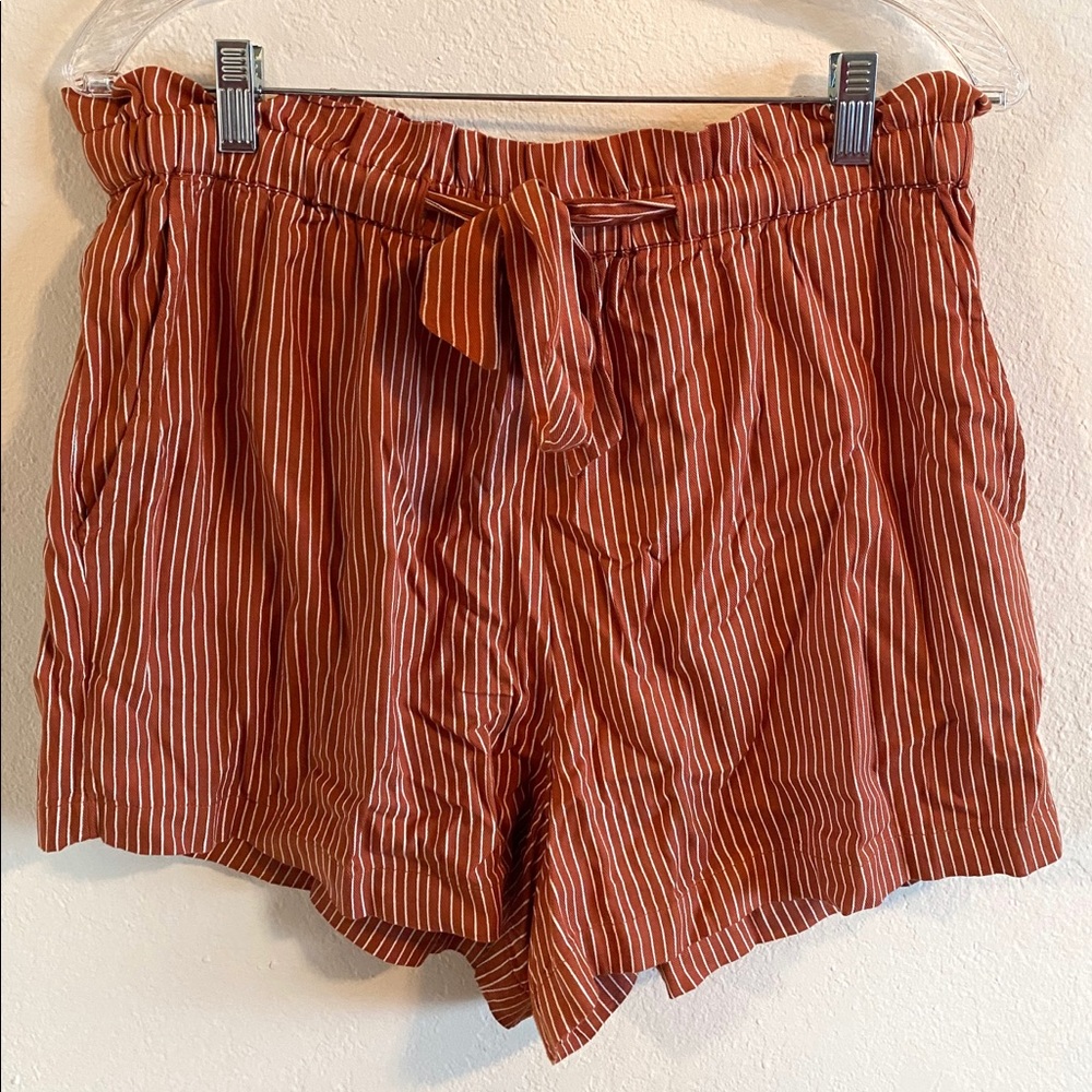 Billabong high waisted tie shorts